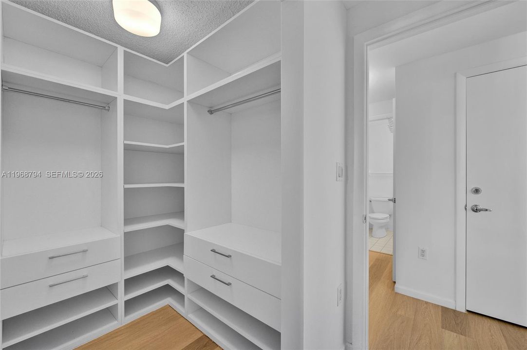 En Venta: $320,000 (1 camas, 1 baños, 640 Pies cuadrados)