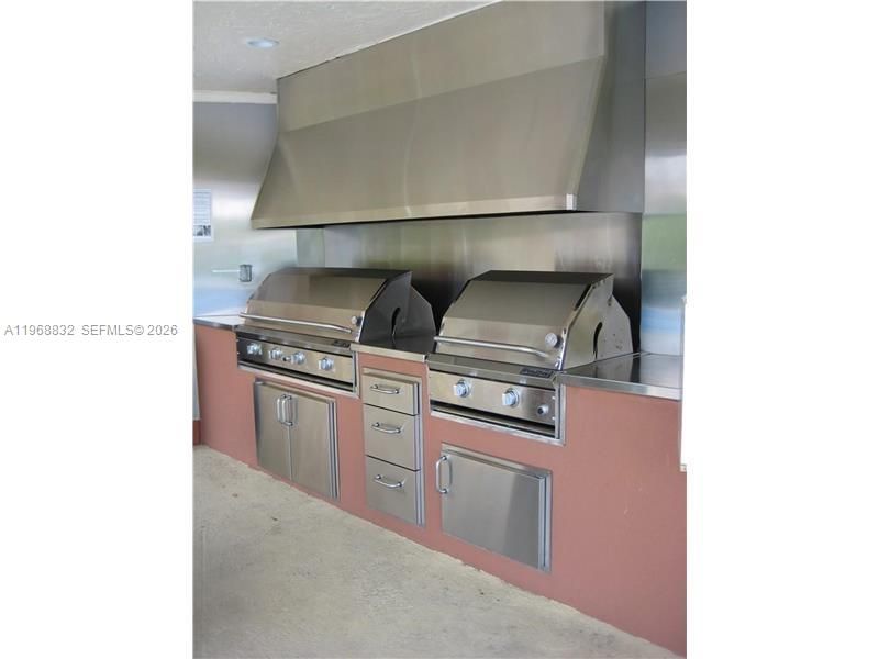 Activo con contrato: $118,000 (2 camas, 2 baños, 1170 Pies cuadrados)