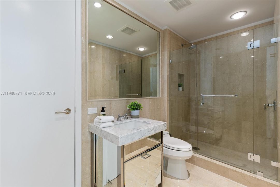 En Venta: $1,850,000 (2 camas, 2 baños, 1599 Pies cuadrados)