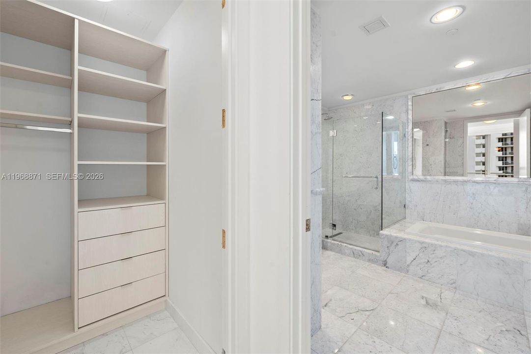 En Venta: $1,850,000 (2 camas, 2 baños, 1599 Pies cuadrados)