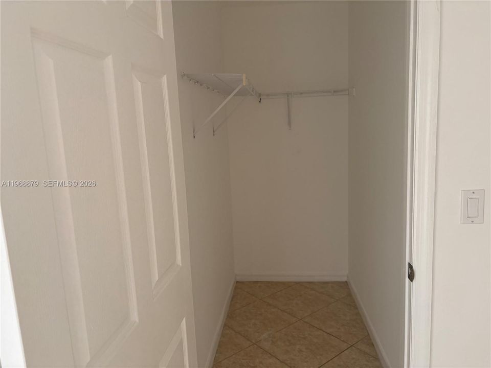 En Renta: $3,400 (4 camas, 2 baños, 1790 Pies cuadrados)