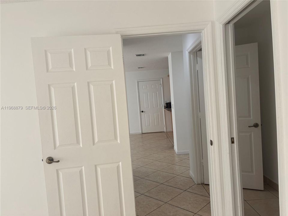 En Renta: $3,400 (4 camas, 2 baños, 1790 Pies cuadrados)