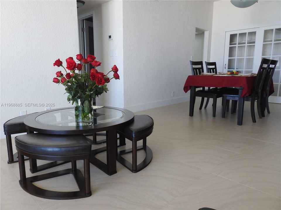 En Venta: $590,000 (1 camas, 1 baños, 874 Pies cuadrados)