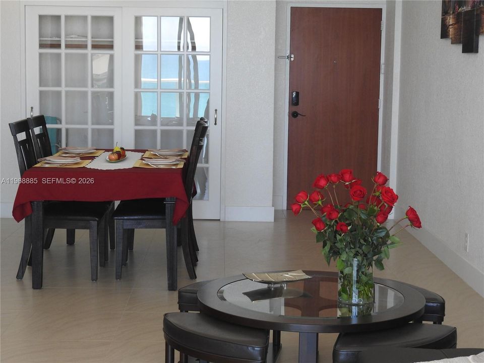 En Venta: $590,000 (1 camas, 1 baños, 874 Pies cuadrados)