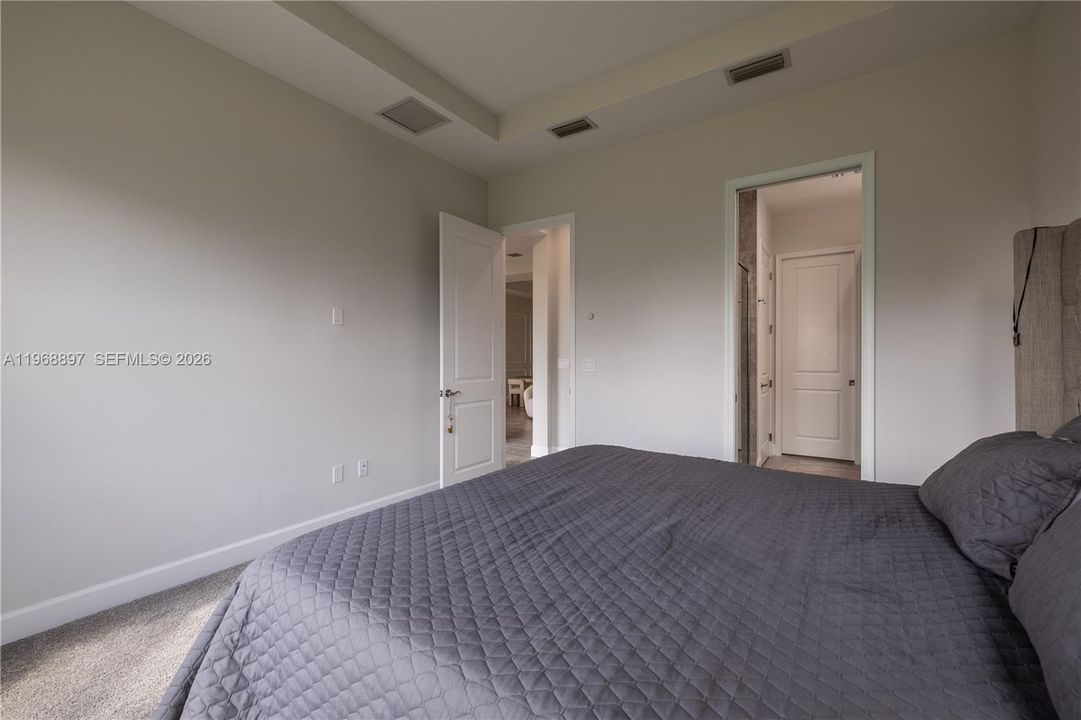Active With Contract: $3,400 (2 beds, 2 baths, 0 Square Feet)