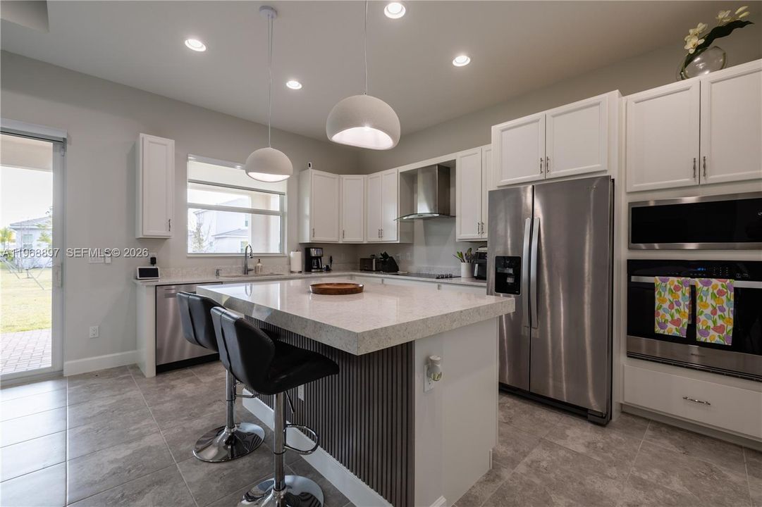 Active With Contract: $3,400 (2 beds, 2 baths, 0 Square Feet)