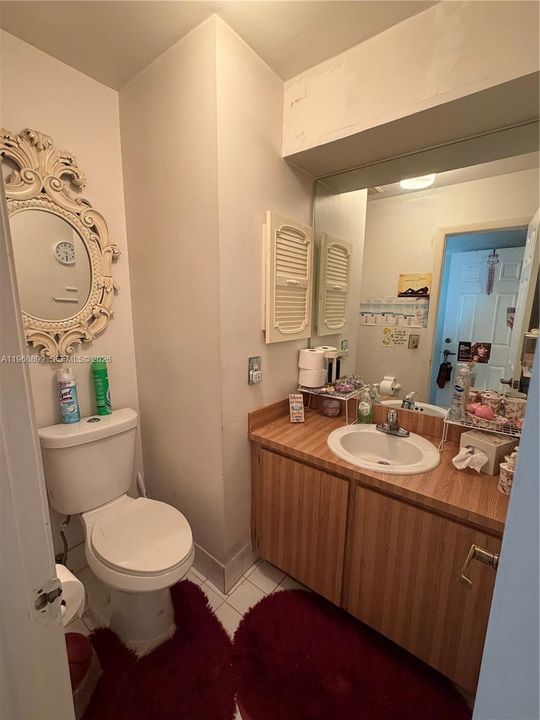 Недавно продано: $479,999 (4 спален, 2 ванн, 1425 Квадратных фут)