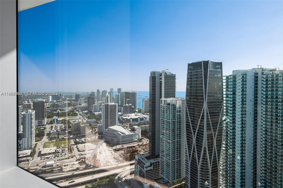 En Venta: $5,000,000 (4 camas, 5 baños, 3814 Pies cuadrados)