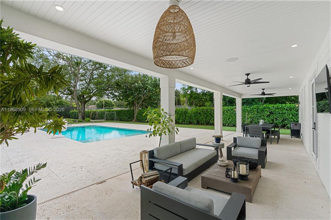 Recently Rented: $19,000 (5 beds, 4 baths, 3808 Square Feet)