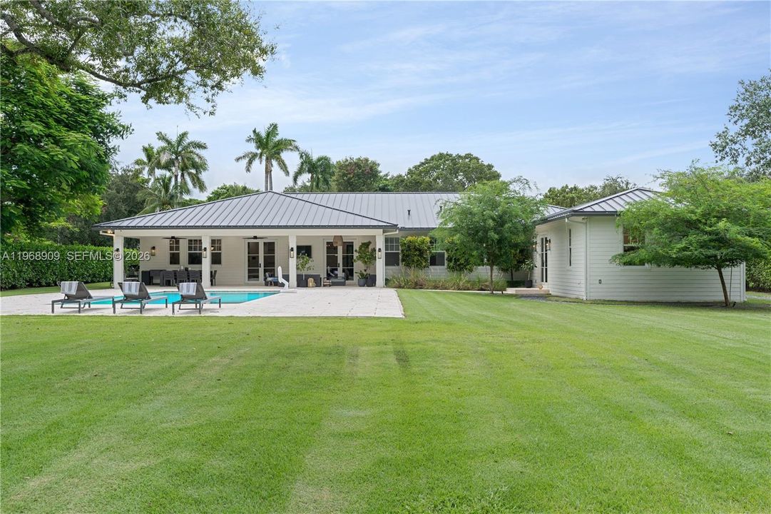 Recently Rented: $19,000 (5 beds, 4 baths, 3808 Square Feet)