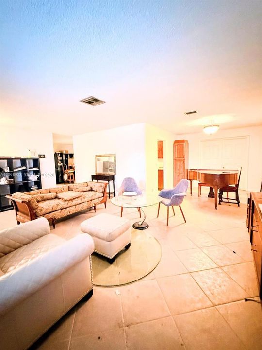 For Sale: $489,000 (3 beds, 2 baths, 1692 Square Feet)