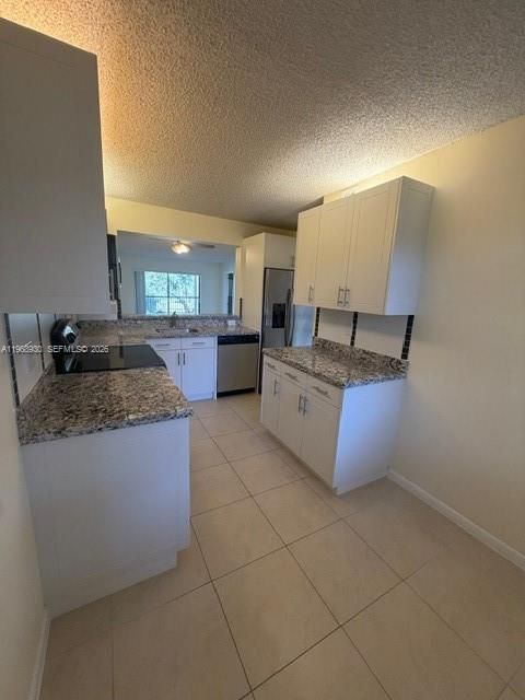 Active With Contract: $199,000 (2 beds, 2 baths, 1120 Square Feet)