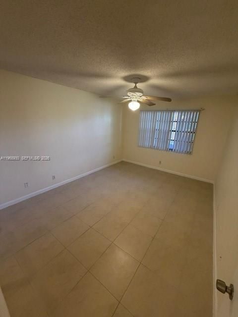 Active With Contract: $199,000 (2 beds, 2 baths, 1120 Square Feet)