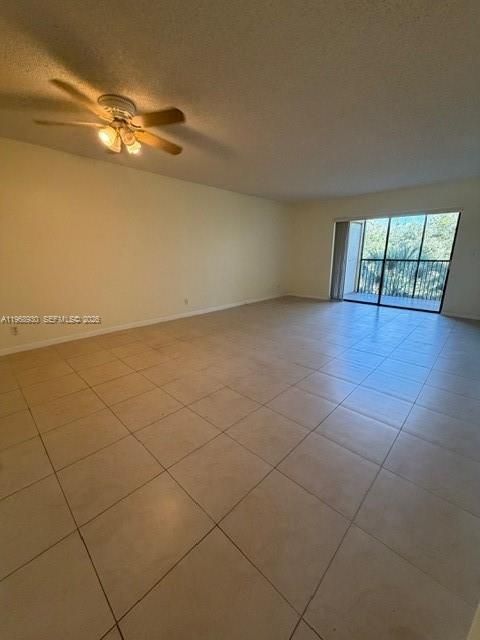 Active With Contract: $199,000 (2 beds, 2 baths, 1120 Square Feet)