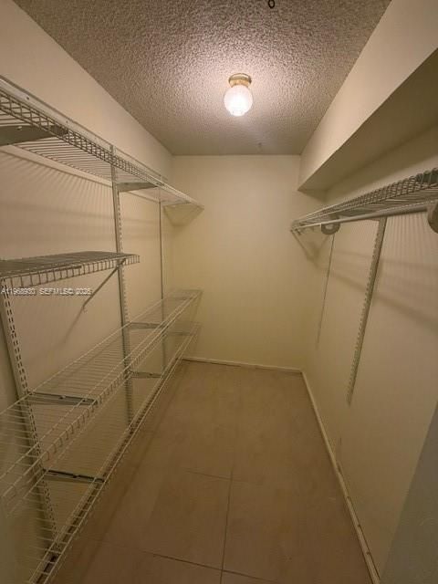 Active With Contract: $199,000 (2 beds, 2 baths, 1120 Square Feet)