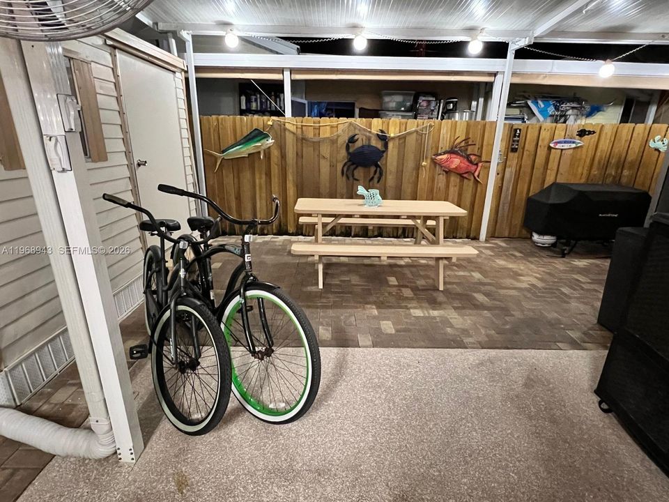 Recently Sold: $375,000 (2 beds, 1 baths, 360 Square Feet)