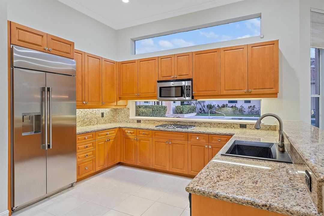 1119 Grand Cay Dr-43
