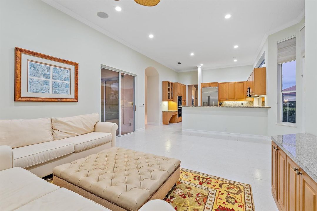 1119 Grand Cay Dr-45