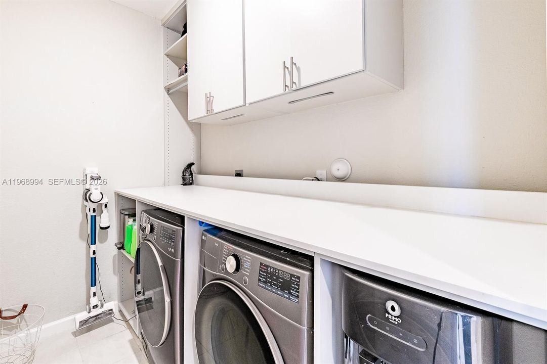 For Sale: $629,000 (4 beds, 3 baths, 2107 Square Feet)