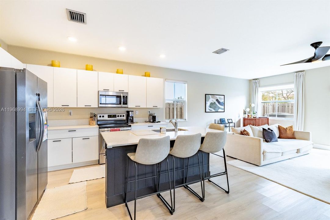 For Sale: $629,000 (4 beds, 3 baths, 2107 Square Feet)