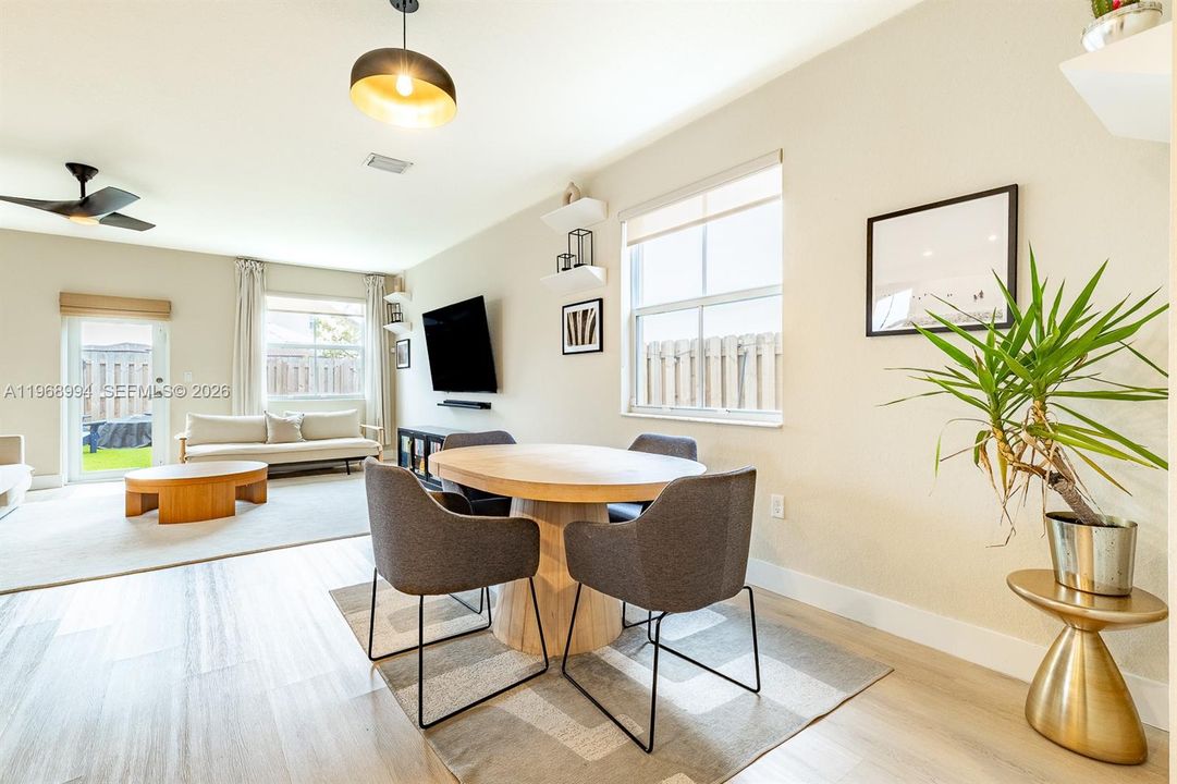 For Sale: $629,000 (4 beds, 3 baths, 2107 Square Feet)