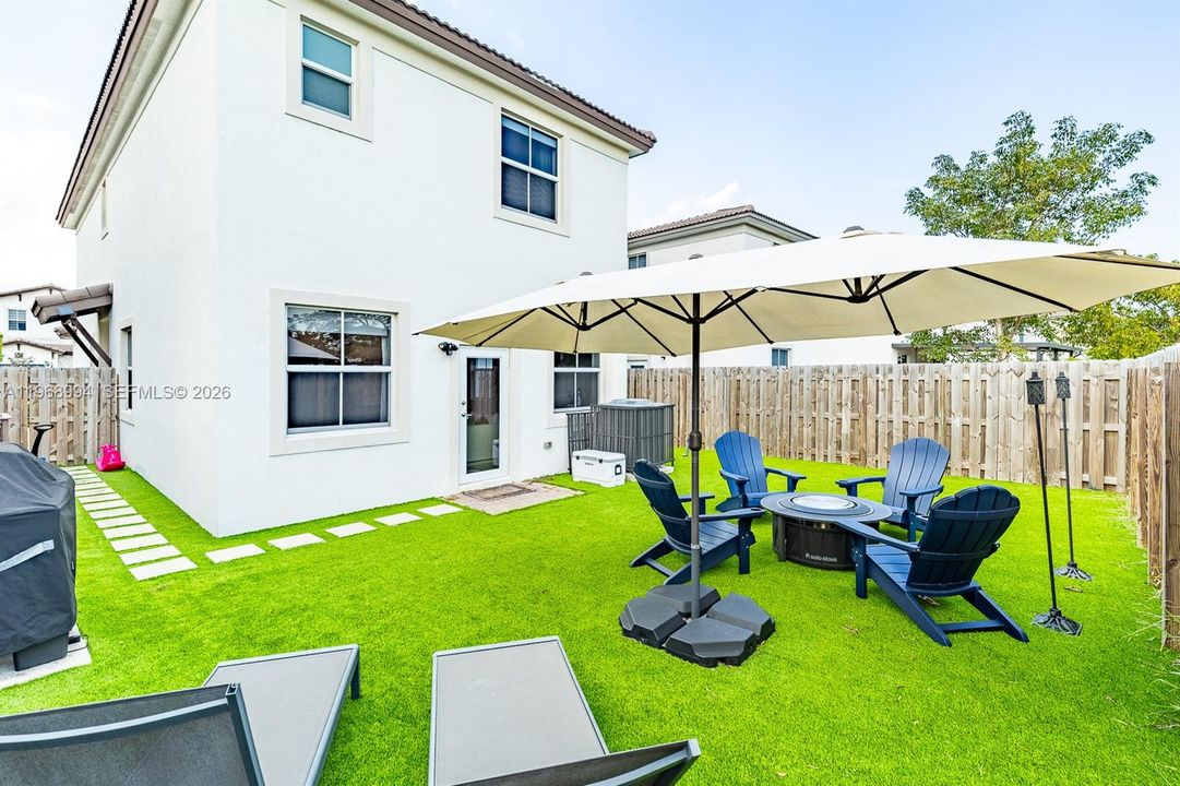 For Sale: $629,000 (4 beds, 3 baths, 2107 Square Feet)