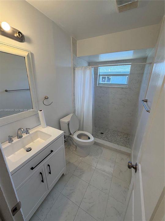 На продажу: $750,000 (0 спален, 0 ванн, 2570 Квадратных фут)