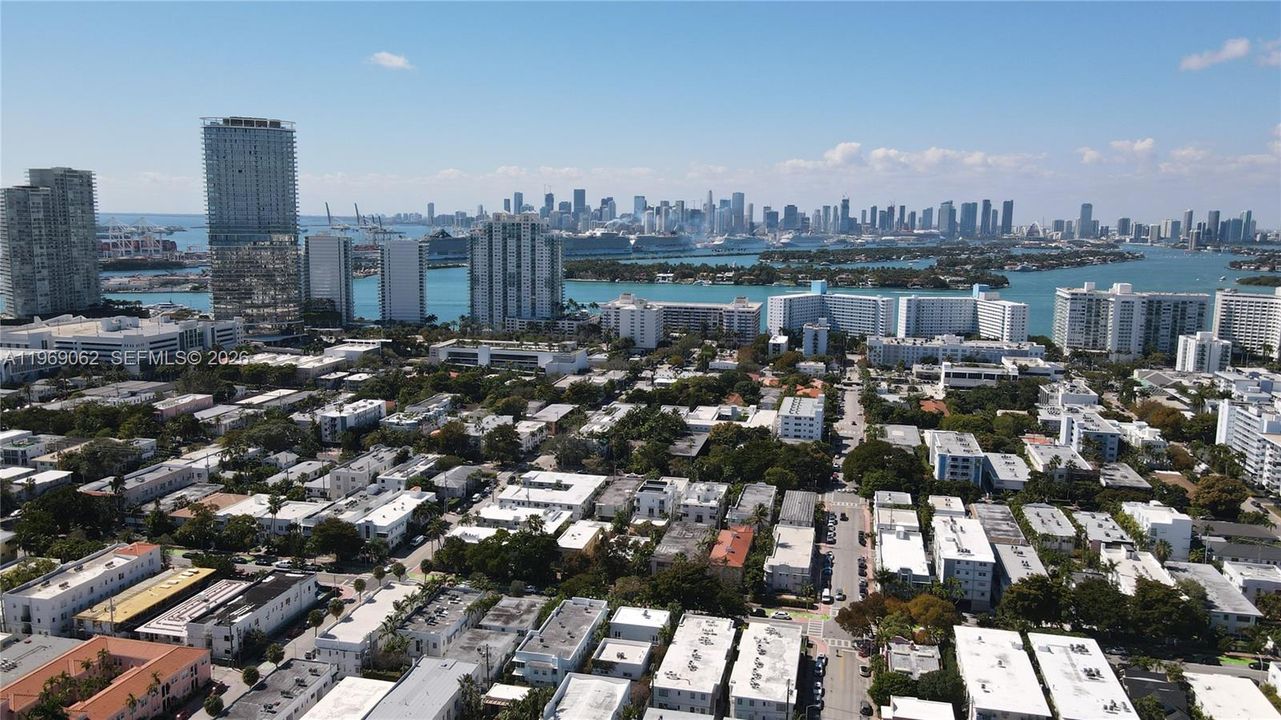Active With Contract: $185,000 (0 beds, 1 baths, 403 Square Feet)