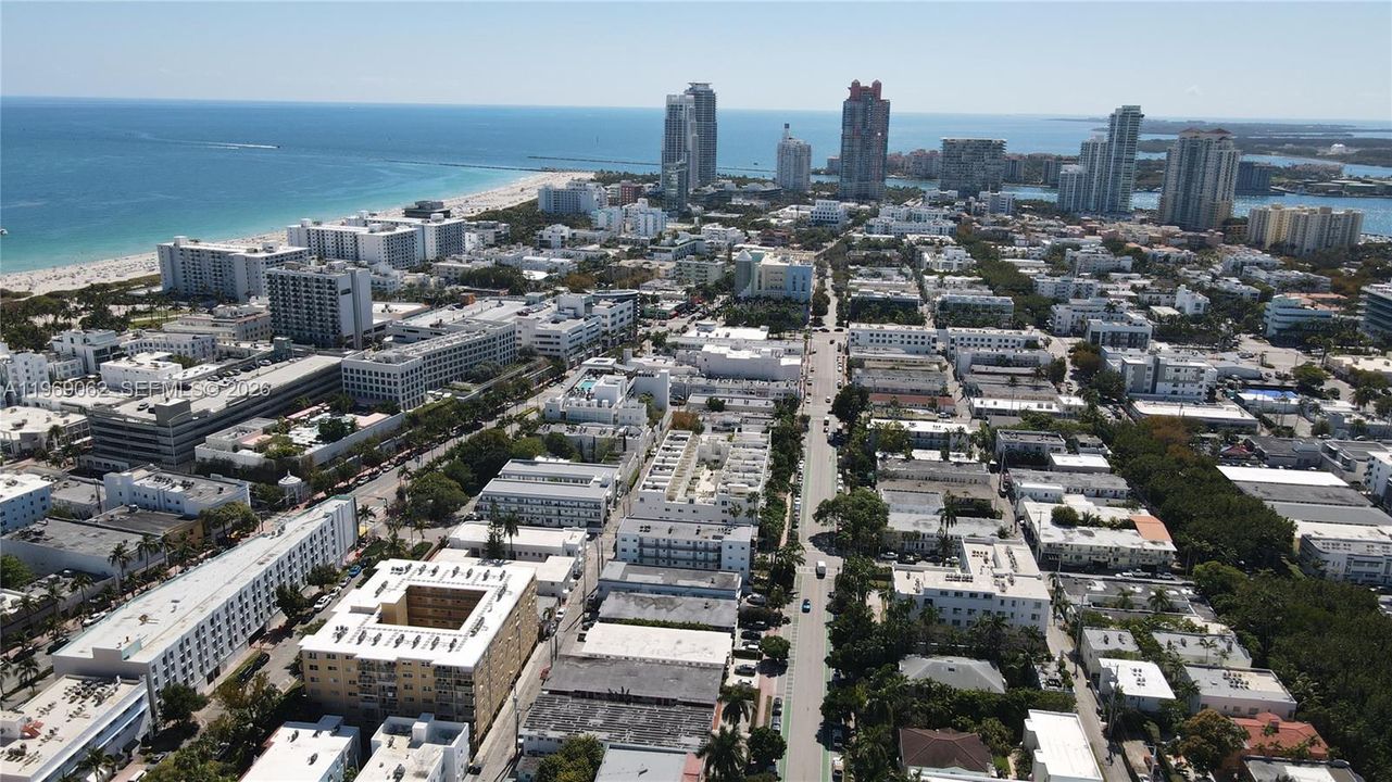 Active With Contract: $185,000 (0 beds, 1 baths, 403 Square Feet)