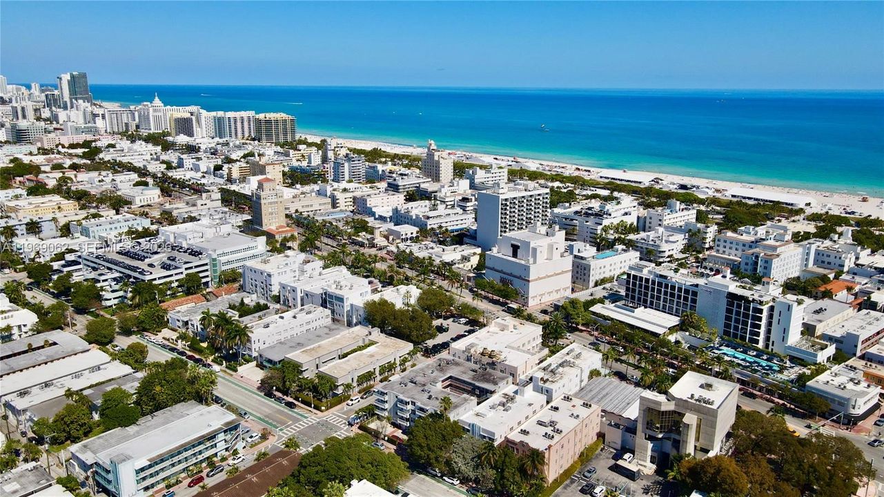 Active With Contract: $185,000 (0 beds, 1 baths, 403 Square Feet)