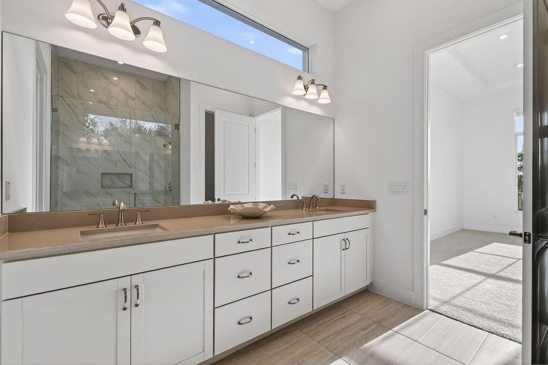 9694StGermainDr(37)