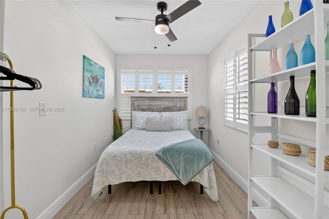 For Sale: $534,999 (2 beds, 2 baths, 1232 Square Feet)