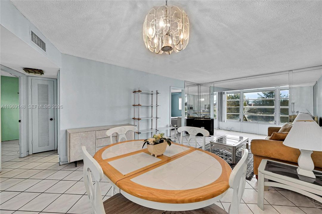 Active With Contract: $83,000 (2 beds, 2 baths, 850 Square Feet)