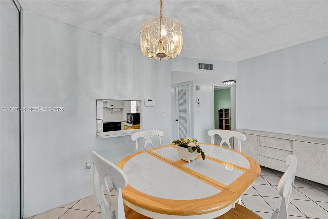 Active With Contract: $83,000 (2 beds, 2 baths, 850 Square Feet)