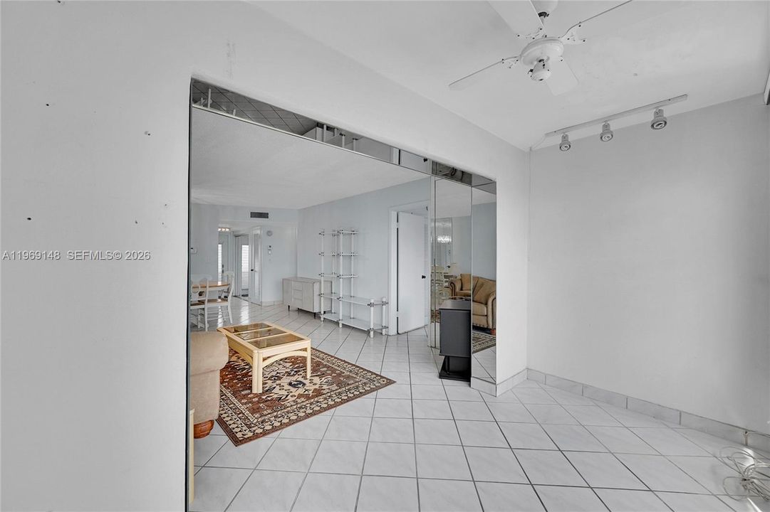 Active With Contract: $83,000 (2 beds, 2 baths, 850 Square Feet)