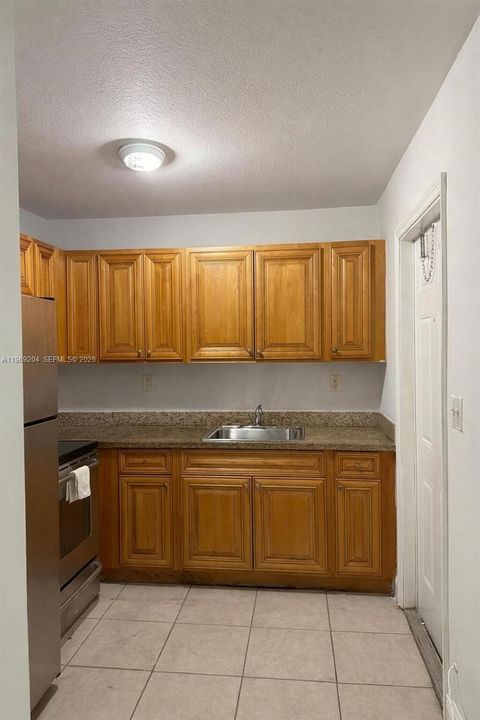 En Venta: $128,000 (1 camas, 1 baños, 644 Pies cuadrados)