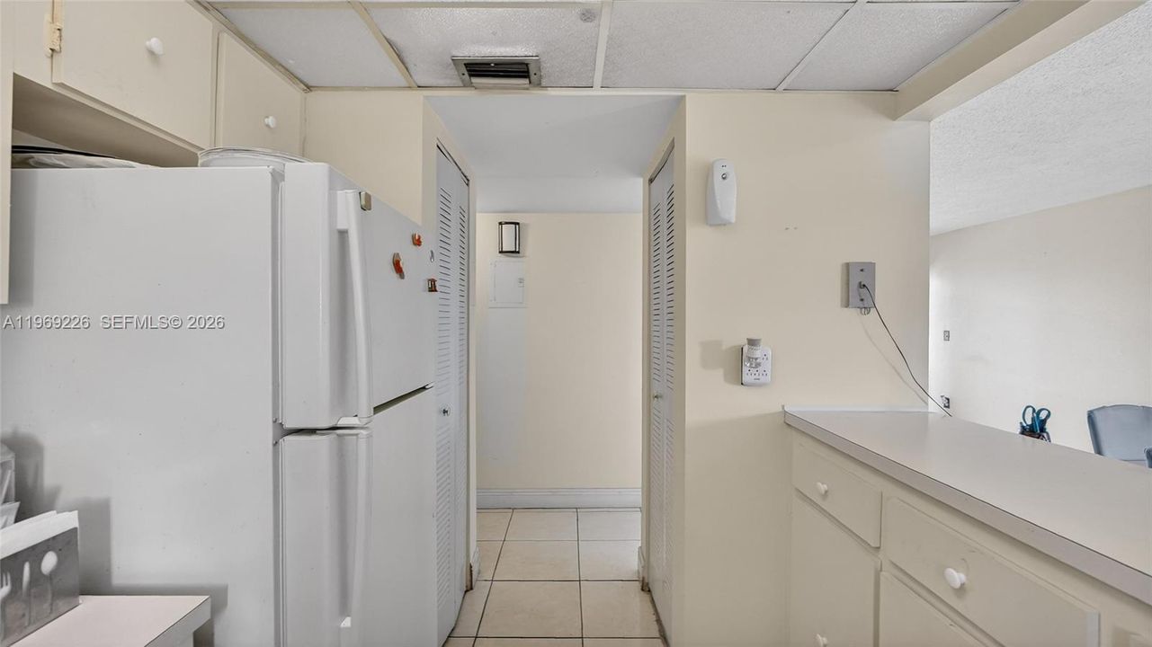Activo con contrato: $238,000 (2 camas, 2 baños, 1110 Pies cuadrados)