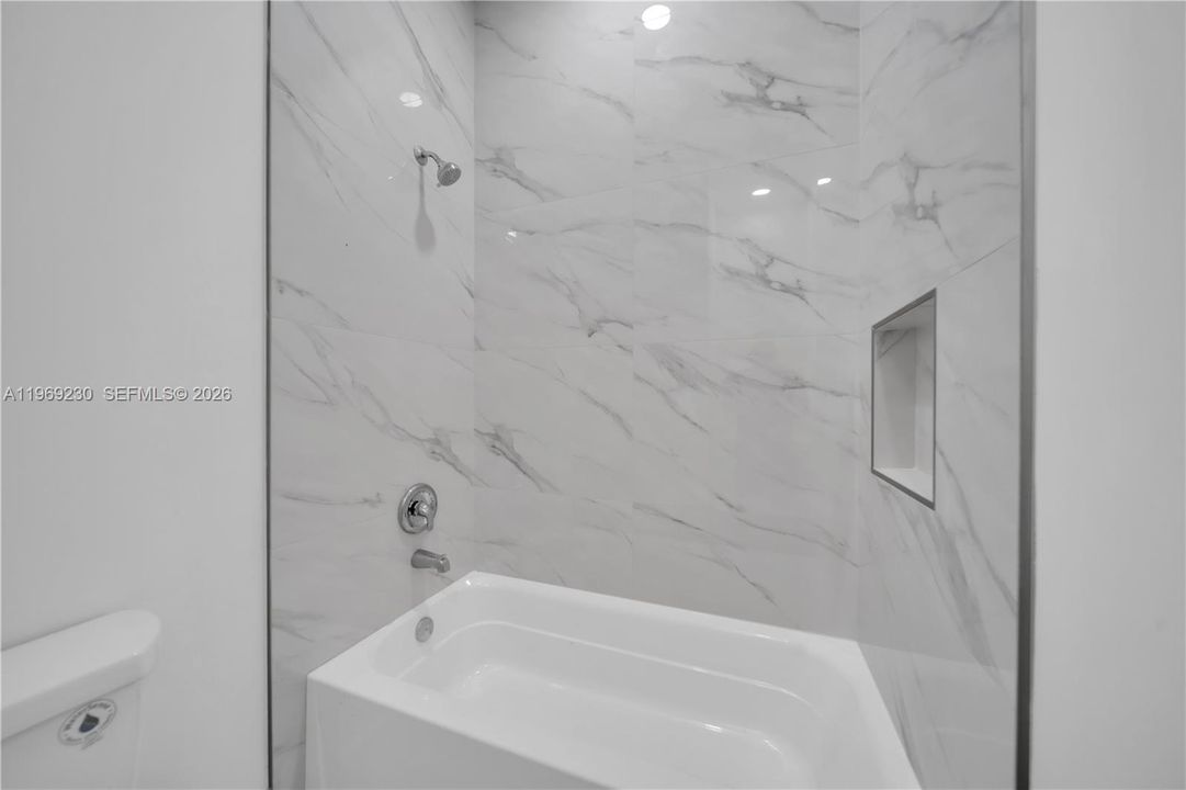 На продажу: $289,000 (3 спален, 3 ванн, 0 Квадратных фут)