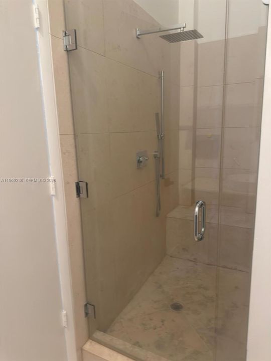 For Sale: $509,000 (1 beds, 1 baths, 597 Square Feet)