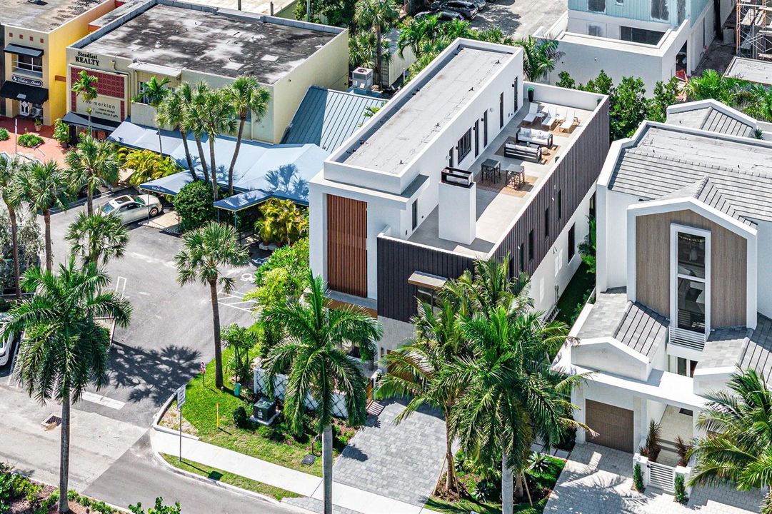 077-810PalmTrail-DelrayBeach-FL-33483-SM