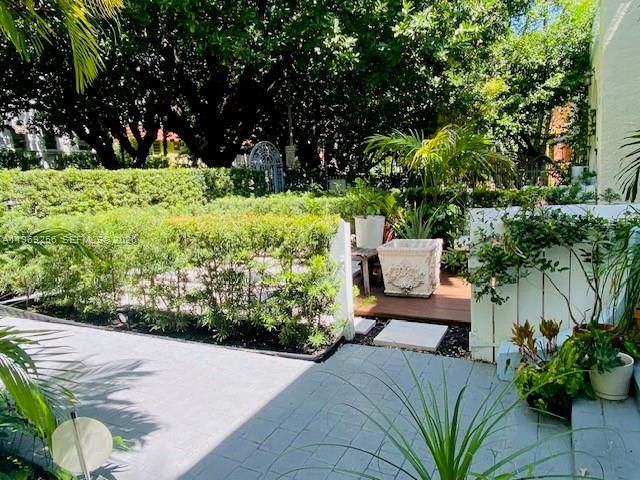 Activo con contrato: $235,000 (1 camas, 1 baños, 500 Pies cuadrados)
