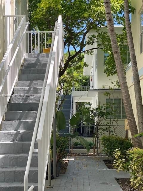 Activo con contrato: $235,000 (1 camas, 1 baños, 500 Pies cuadrados)