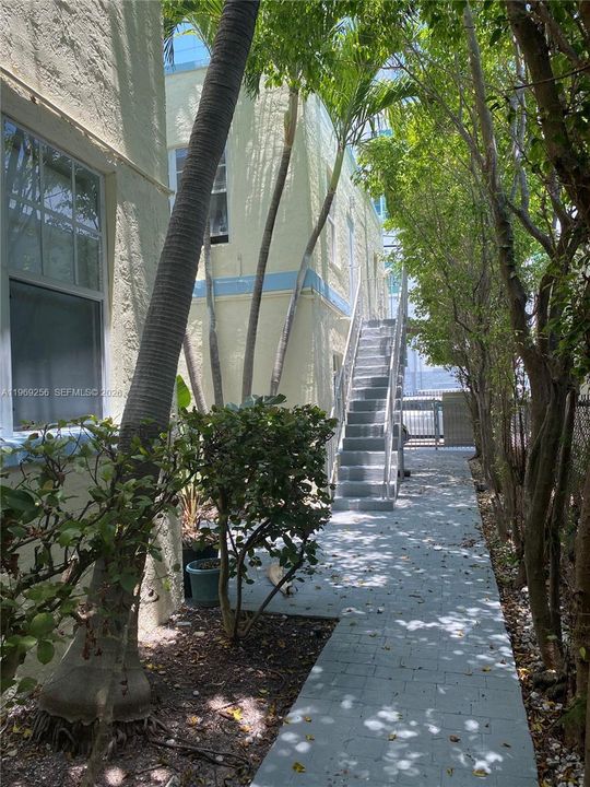 Activo con contrato: $235,000 (1 camas, 1 baños, 500 Pies cuadrados)