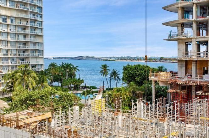 待售: $495,000 (2 贝兹, 2 浴室, 1430 平方英尺)
