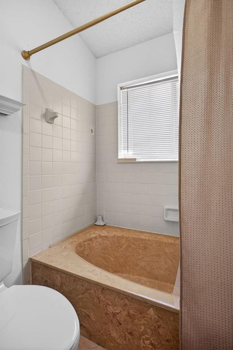 25-web-or-mls-2274-9849