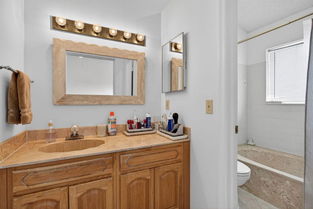 24-web-or-mls-2274-9840