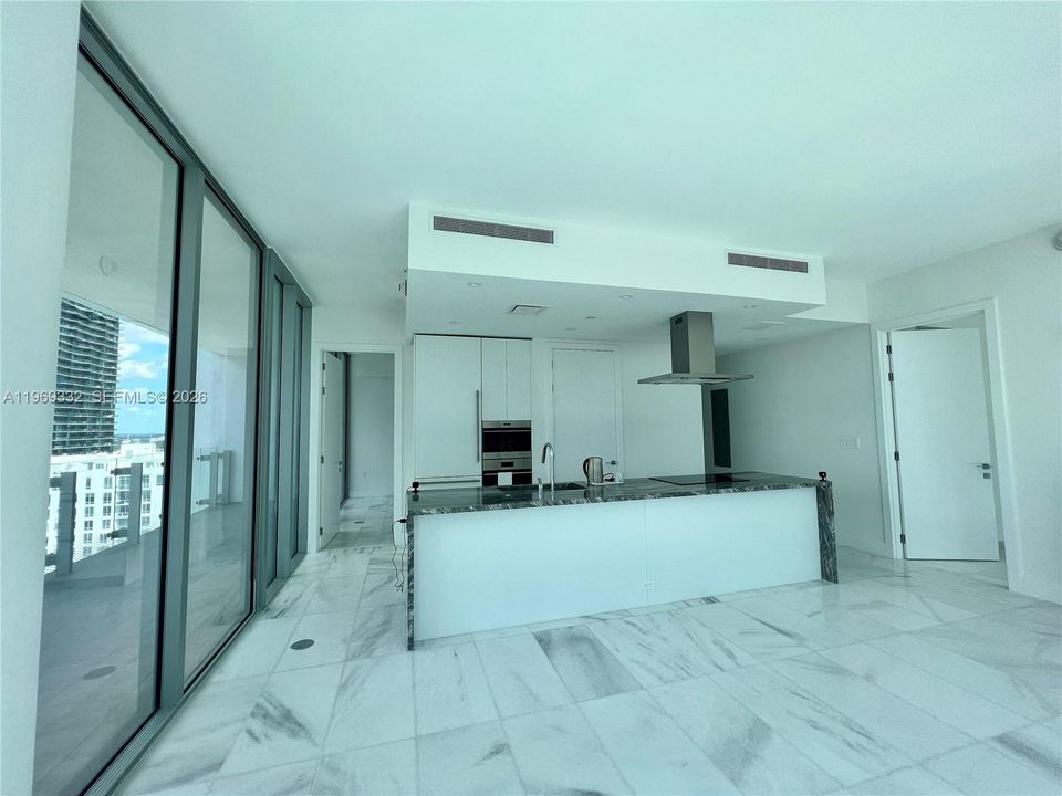 Activo con contrato: $1,300,000 (2 camas, 2 baños, 955 Pies cuadrados)