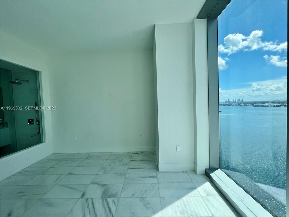 Activo con contrato: $1,300,000 (2 camas, 2 baños, 955 Pies cuadrados)