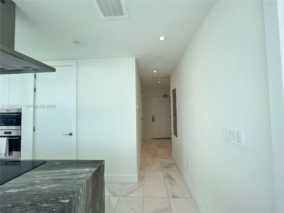 Activo con contrato: $1,300,000 (2 camas, 2 baños, 955 Pies cuadrados)