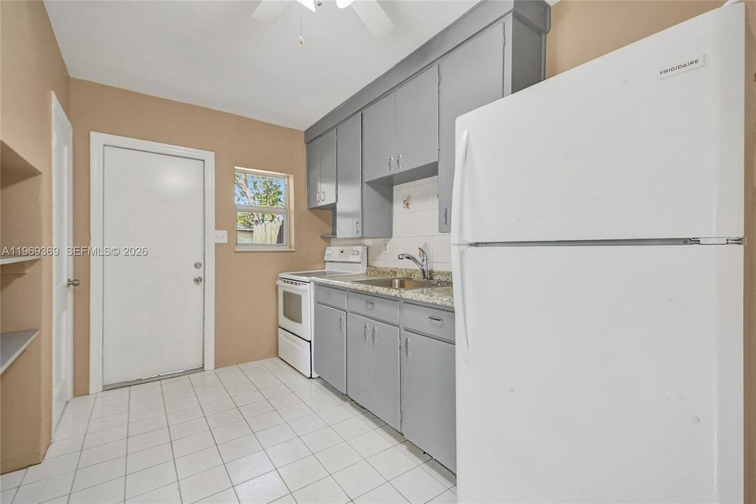 210 kitchen and door to garden